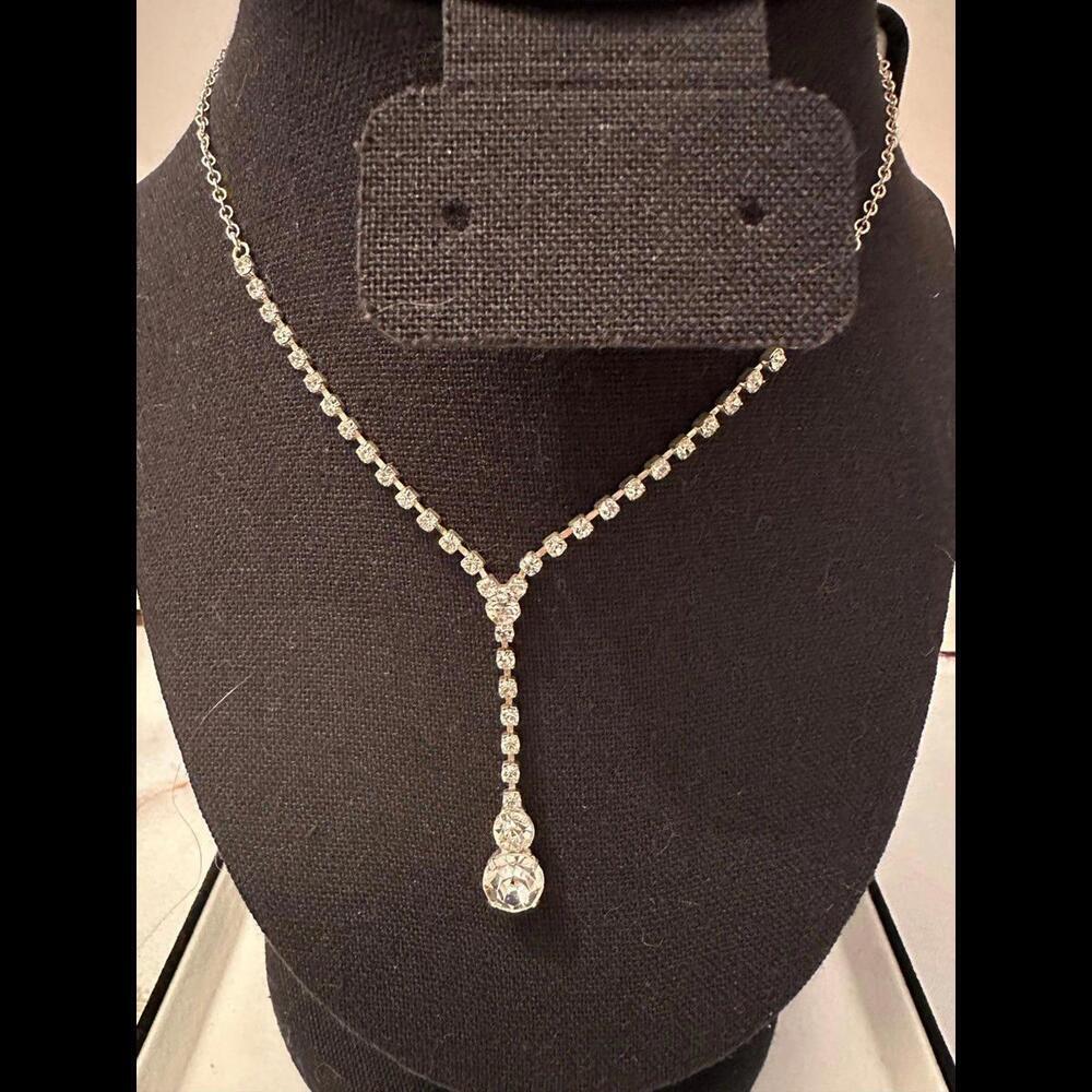 Elegant Crystal Drop Y Necklace